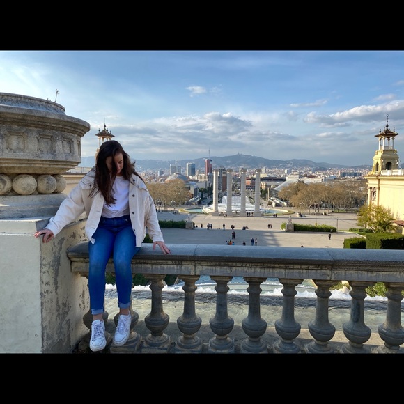 Meet your Posher, Carlie - Picture 1 of 1